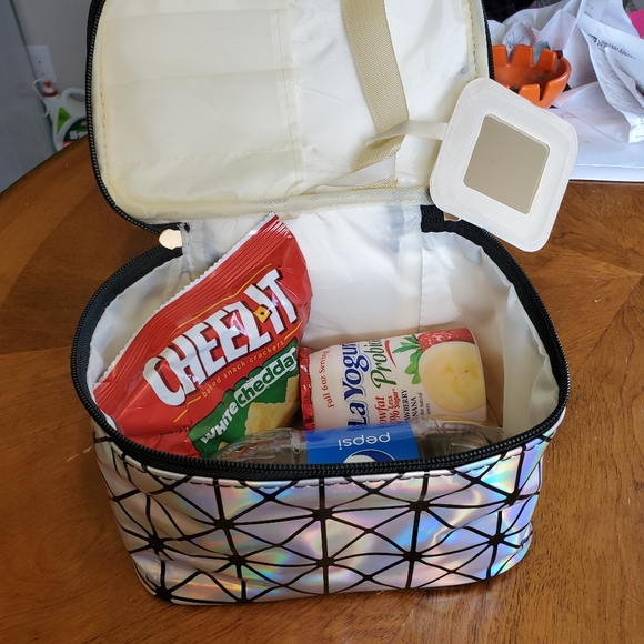 Irredecent makeup /accessory bag - Picture 8 of 9